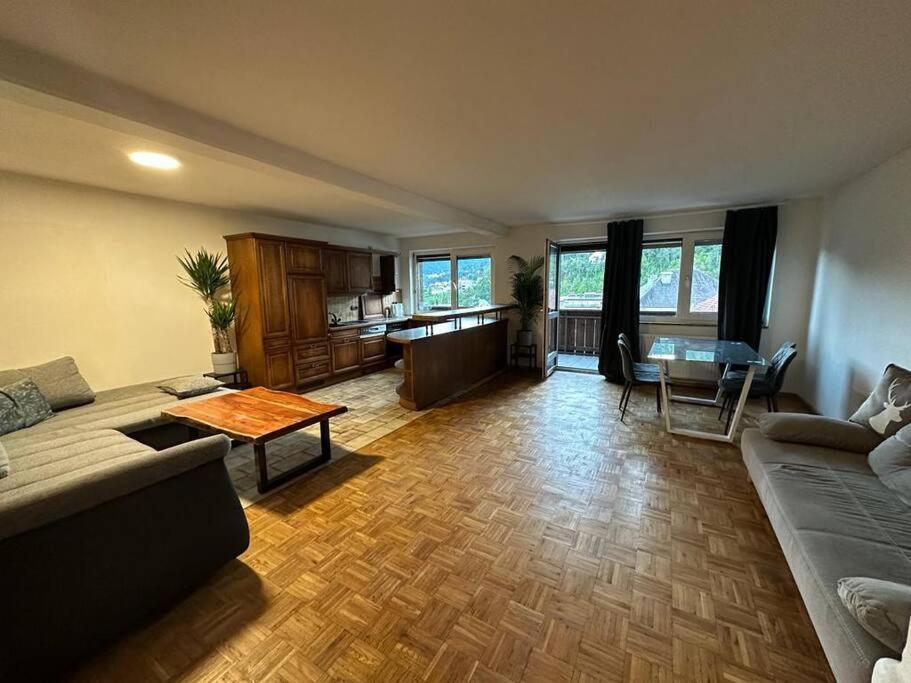 Geraeumige Rustikale Tiroler Wohnung 1-8 Personen Imst Luaran gambar