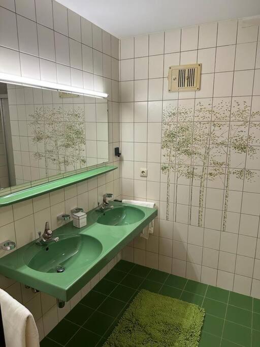 Geraeumige Rustikale Tiroler Wohnung 1-8 Personen Imst Luaran gambar